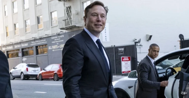 Elon Musk, chief executive officer of Tesla Inc., departs court in San Francisco, California, US. Photographer: Marlena Sloss/Bloomberg via Getty Images